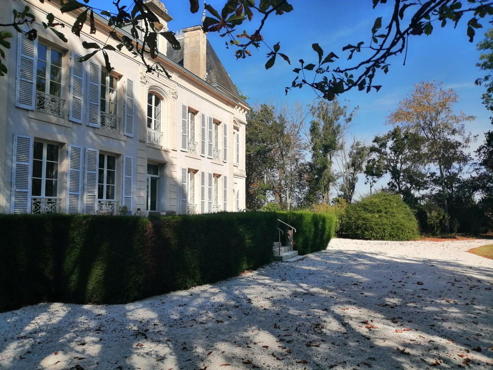 Bed and Breakfast Domaine De Prefond Bengy-sur-Craon Habitación foto